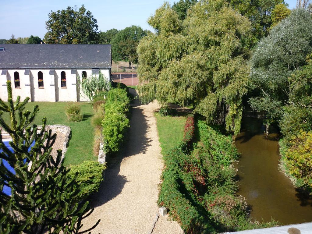 Domaine De La Courbe Hotel Le Lude Buitenkant foto