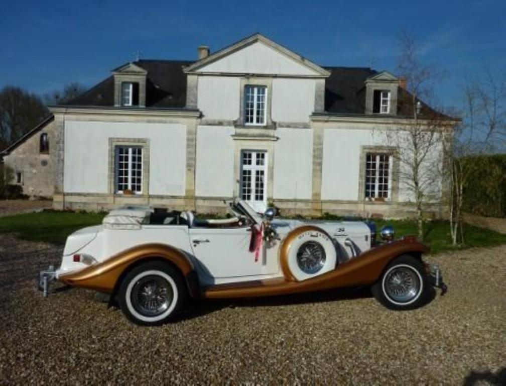 Domaine De La Courbe Hotel Le Lude Buitenkant foto