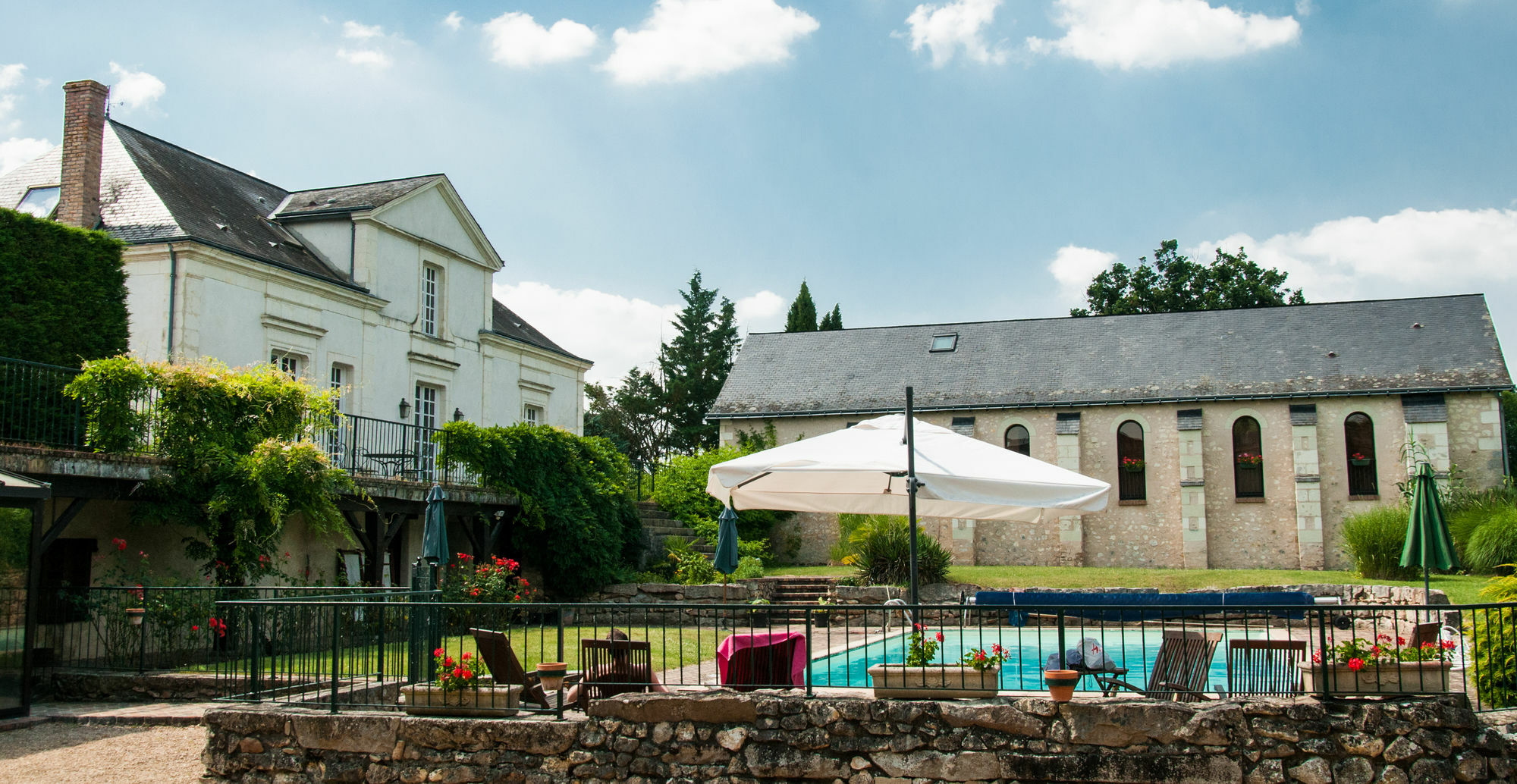 Domaine De La Courbe Hotel Le Lude Buitenkant foto