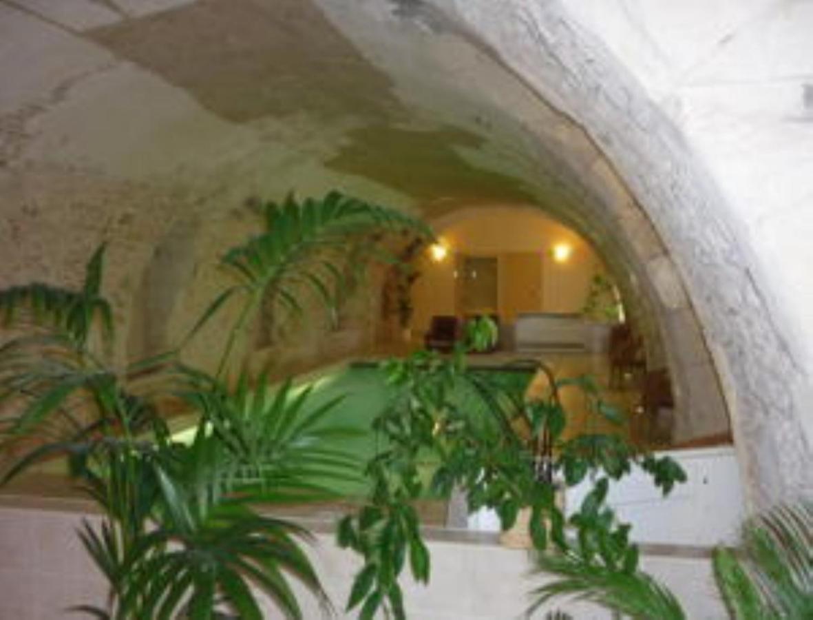 Domaine De La Courbe Hotel Le Lude Buitenkant foto